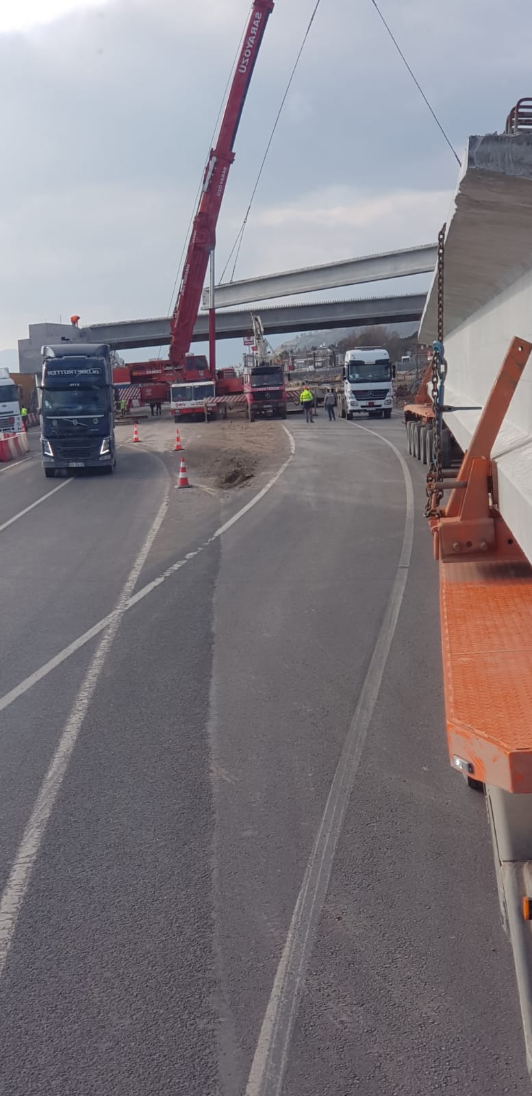 Bilecik Mekece Projesi ( 120'LİK 460 Adet Öngermeli Kiriş İmalatı )